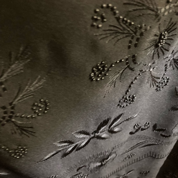 NWT Nygard Black Sleeveless Blouse & Nygard Black Beaded & Embroidered Skirt - Picture 14 of 16